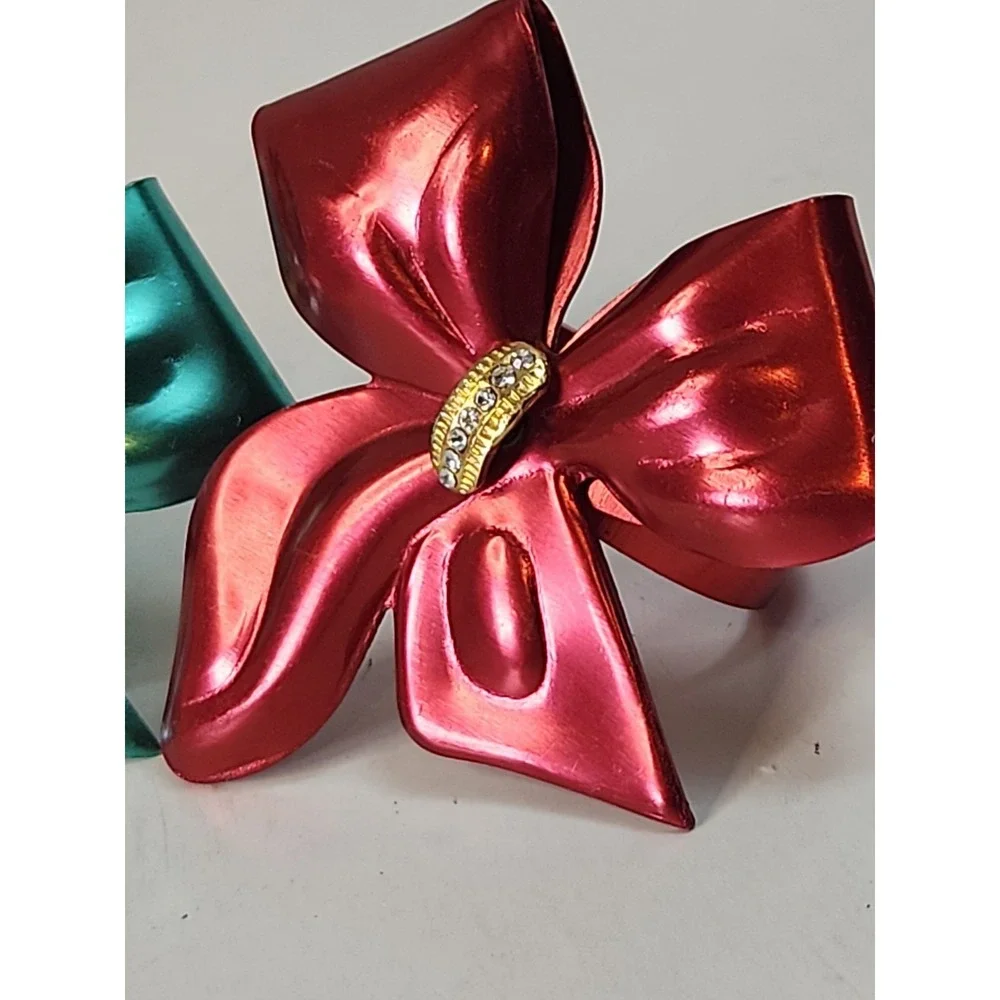Vintage Metallic Metal Bow Napkin Rings Red Teal Mid Century Retro Set of 4